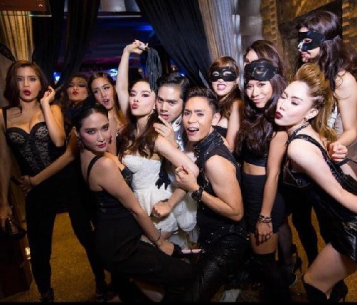 สยิวกิ้ว!ลิเดียแต่งชุดเซ็กซี่ฉลองAfter Party
