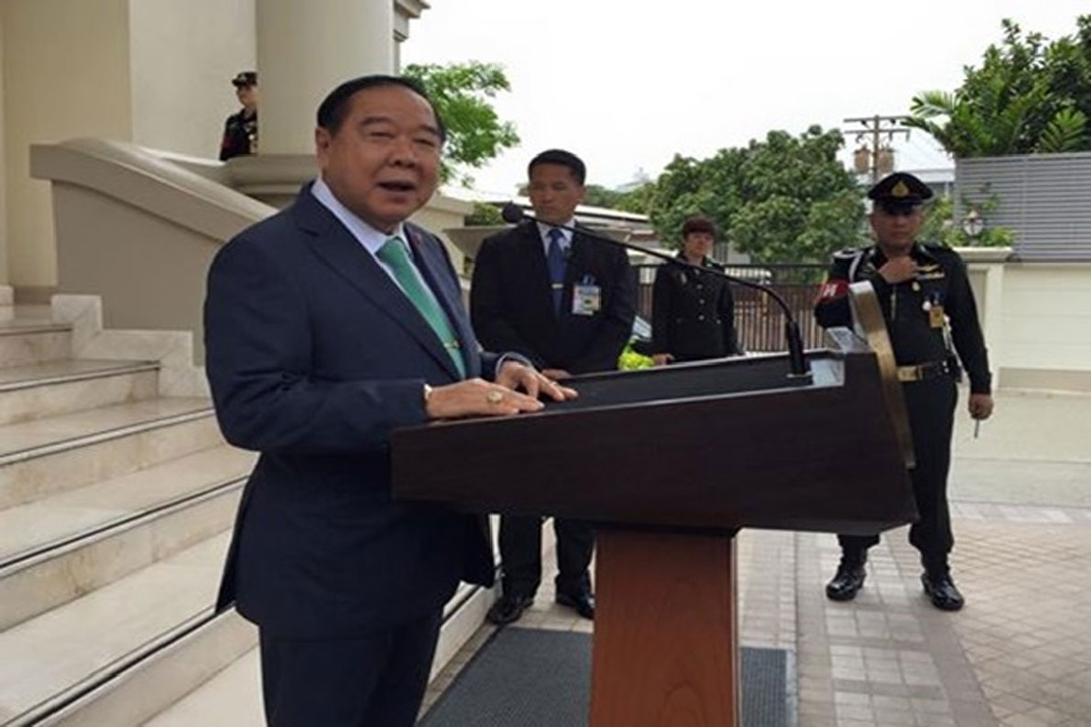 "บิ๊กป้อม"รับคสช.ร่างกม.ใหม่แทนอัยการศึก "บิ๊กป้อม"รับคสช.ร่างกม.ใหม่แทนอัยการศึก
