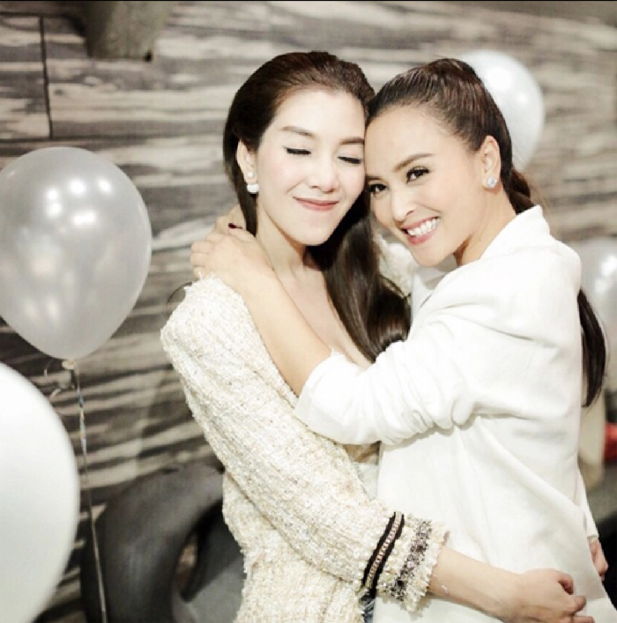 "วุ้นเส้น"รวมตัวเพื่อนสาว ฉลองวันเกิดอายุ34ปี!!