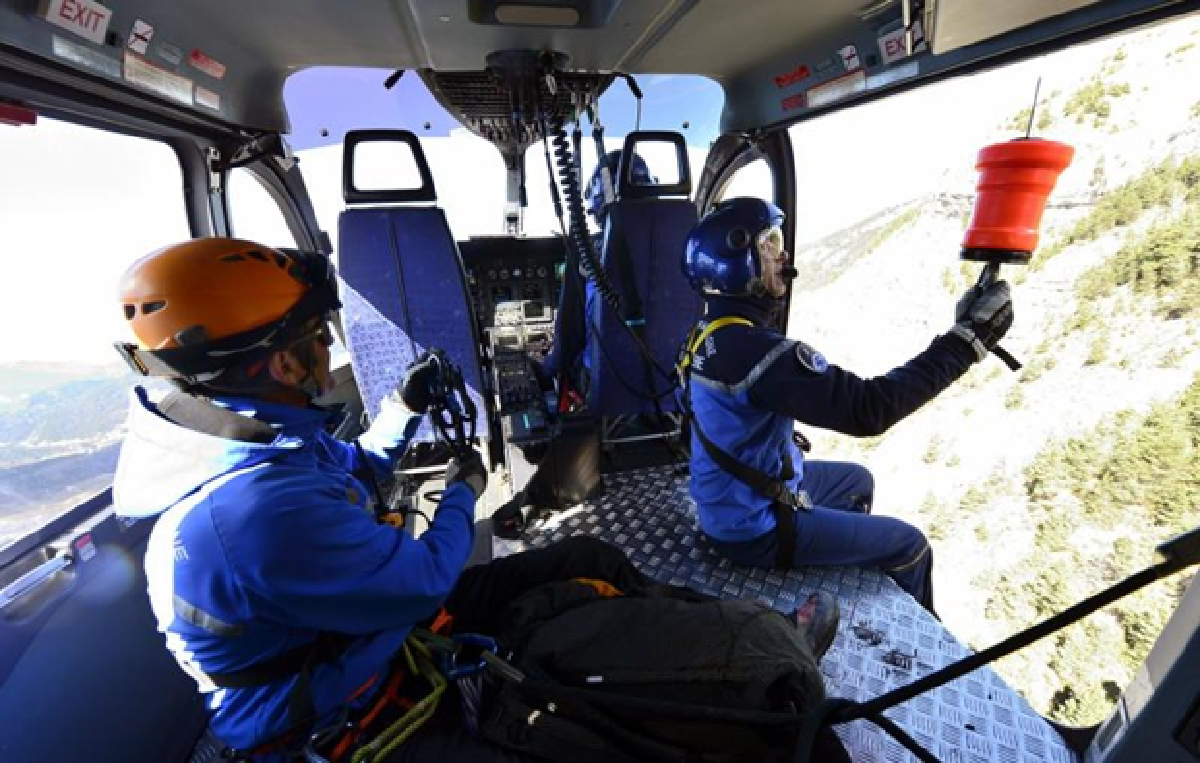 Plane crash: Focus on the co-pilot (Updated Saturday)