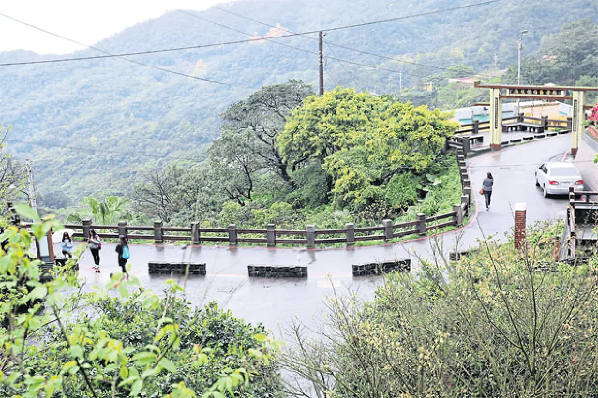 เพราะเขาทั้งสองฉันจึงมองไต้หวัน