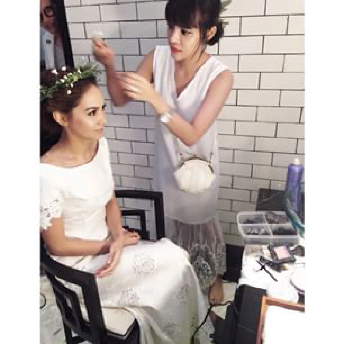 "เต๋า สโรชา" เข้าพิธีวิวาห์กับแฟนหนุ่มเเบบเรียบง่าย