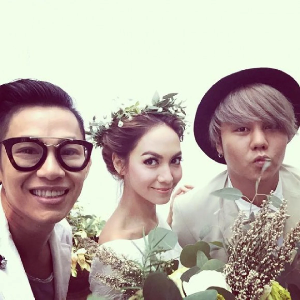 "เต๋า สโรชา" เข้าพิธีวิวาห์กับแฟนหนุ่มเเบบเรียบง่าย