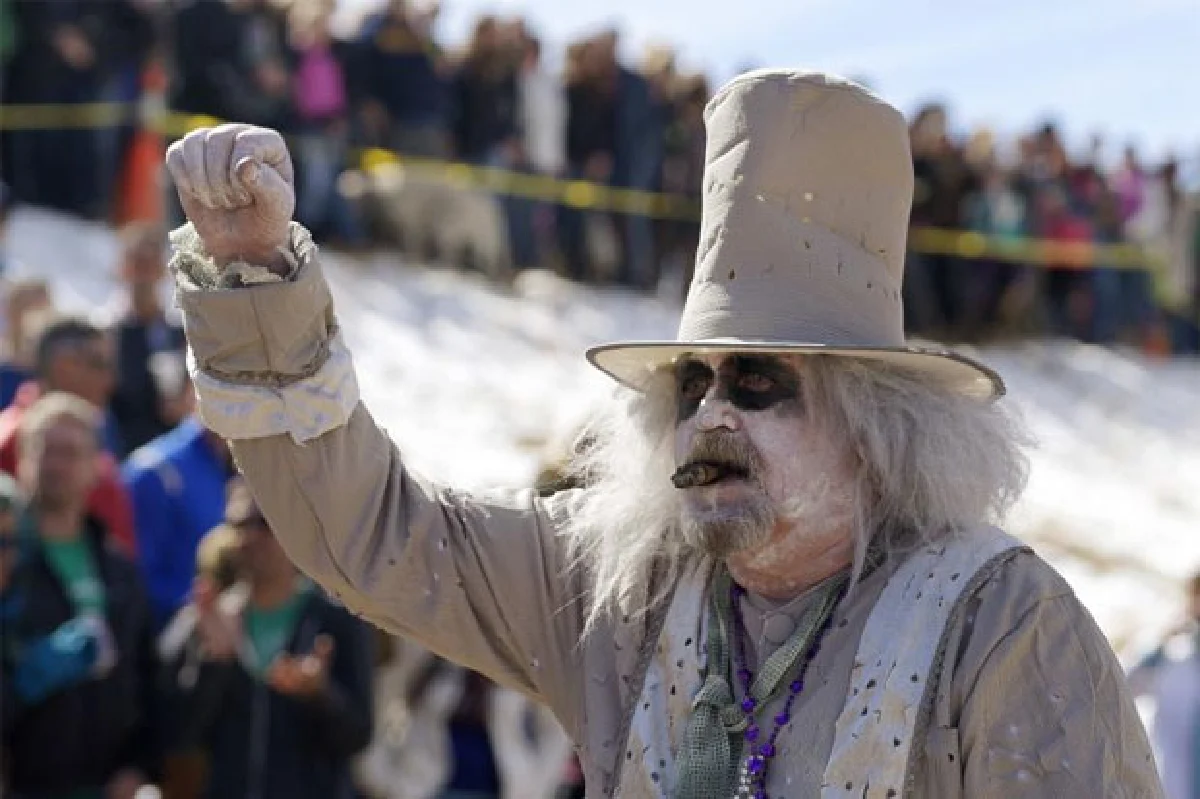 ขบวนพาเหรดผีแช่แข็ง