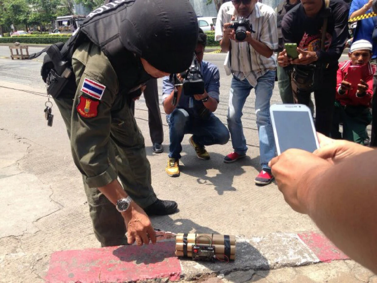 พบวัตถุต้องสงสัยปากซ.พัฒนาการ65ตรวจสอบเป็นบึ้มปลอม