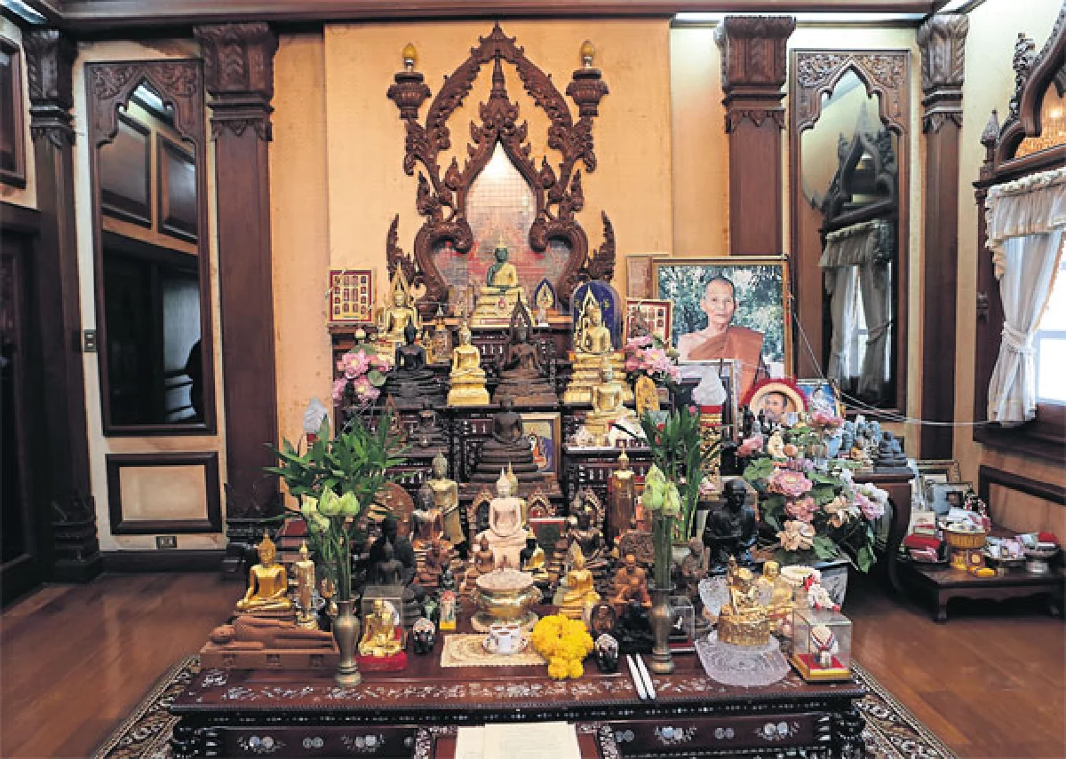 ห้องพระมุมพักผ่อนจิตใจให้สงบของ เอกสิทธิ์ คุณานันทกุล