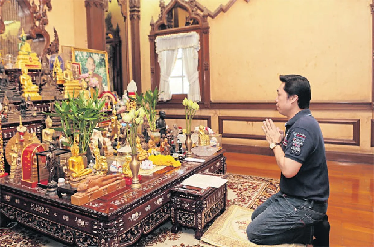 ห้องพระมุมพักผ่อนจิตใจให้สงบของ เอกสิทธิ์ คุณานันทกุล