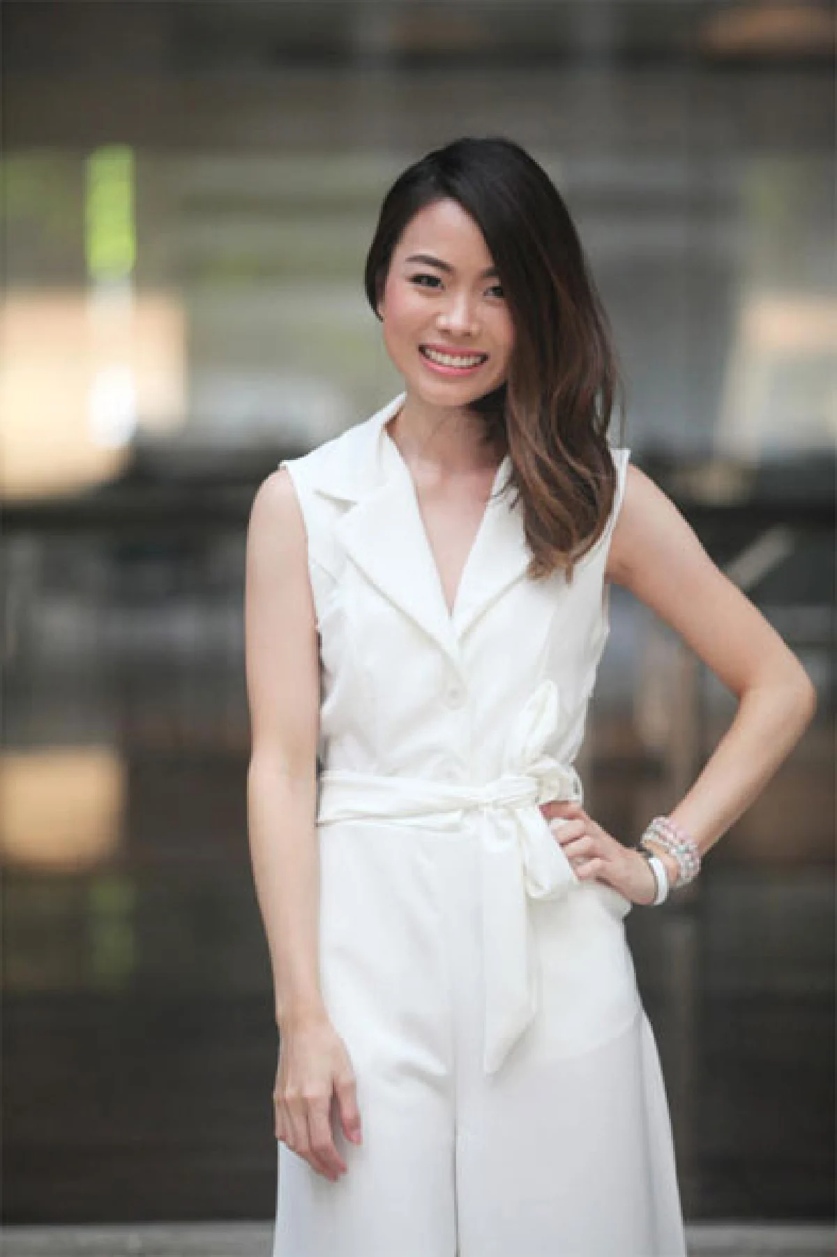 โสรยา วงศ์สัตยนนท์ (รัก) แต่งหน้าจนได้เรื่อง