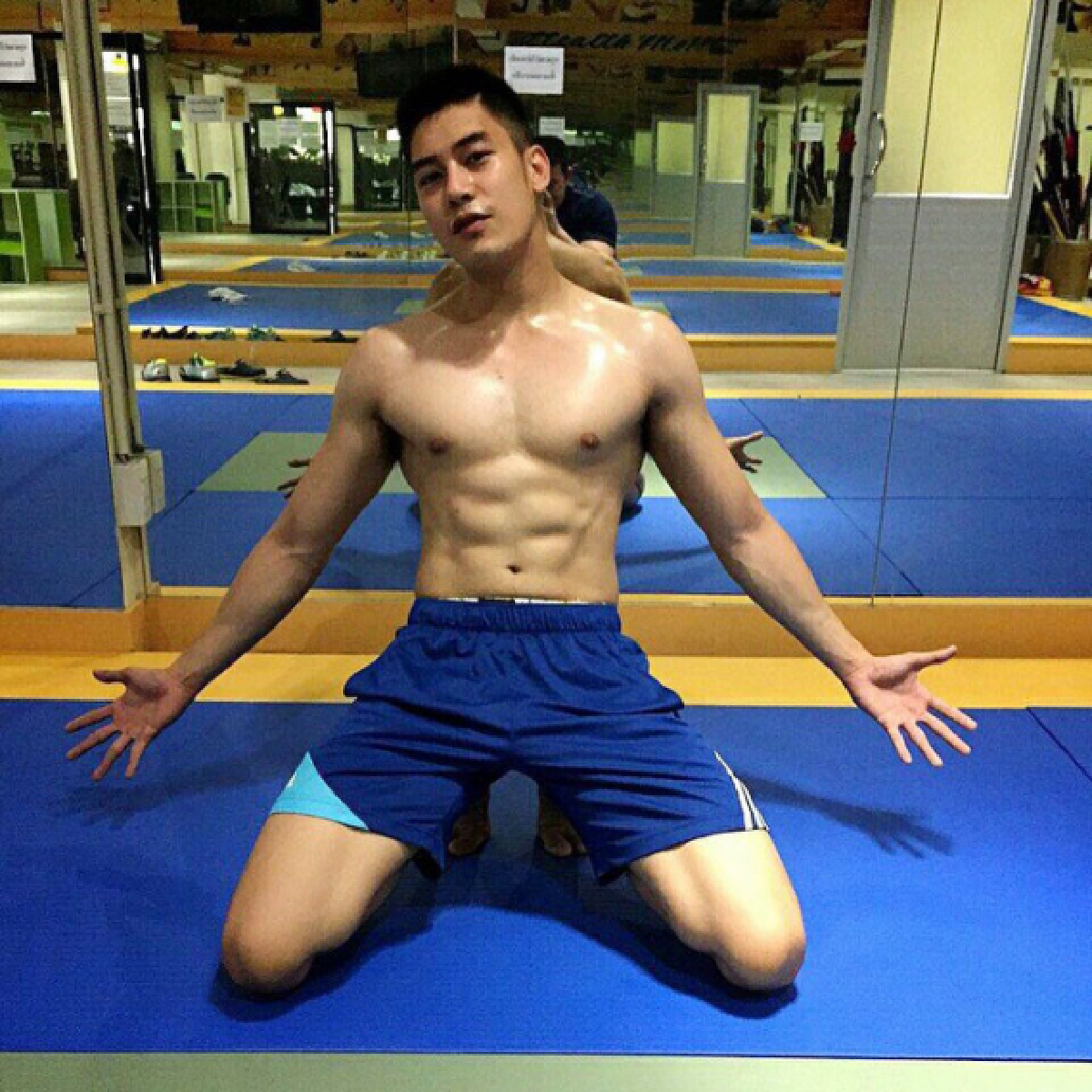 ซิกแพคแน่น!"เคน ภูภูมิ"โชว์หุ่นฟิตกระชากใจสาวๆ