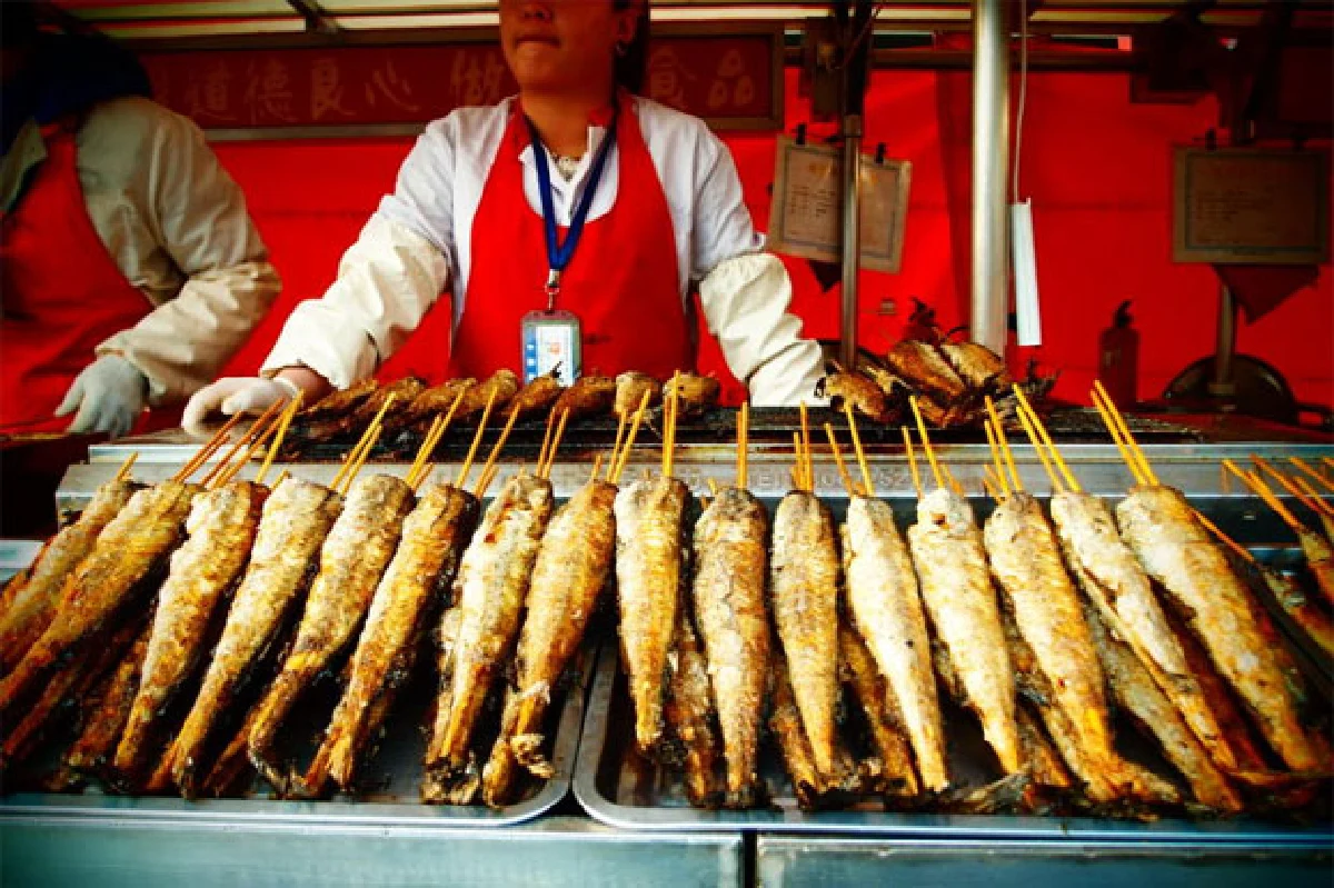 ถนนคนเดิน (กิน)