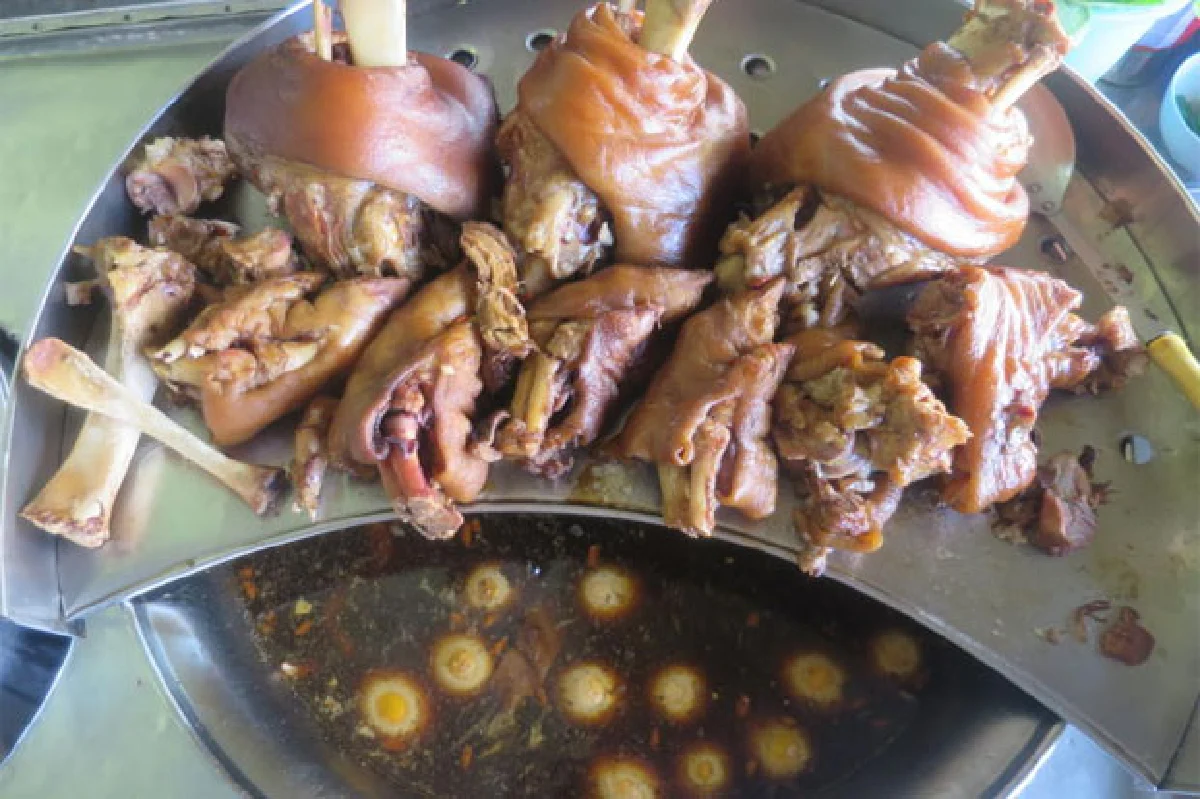 เด็ดขาดเกาเหลาเนื้อตุ๋นยาจีน สาธุโภชนา