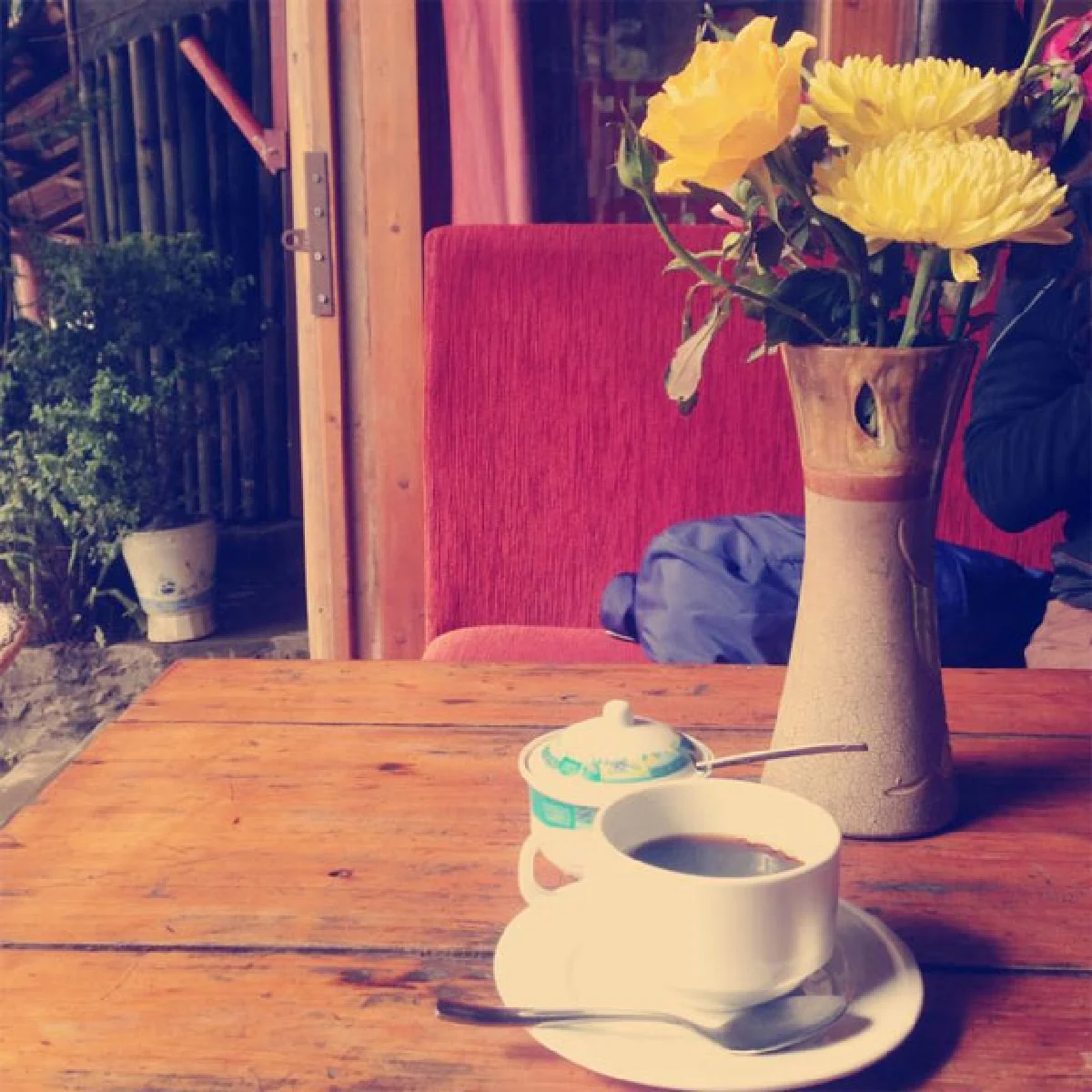รื่นรมย์ ชมเมือง จิบกาแฟ ในซาปา