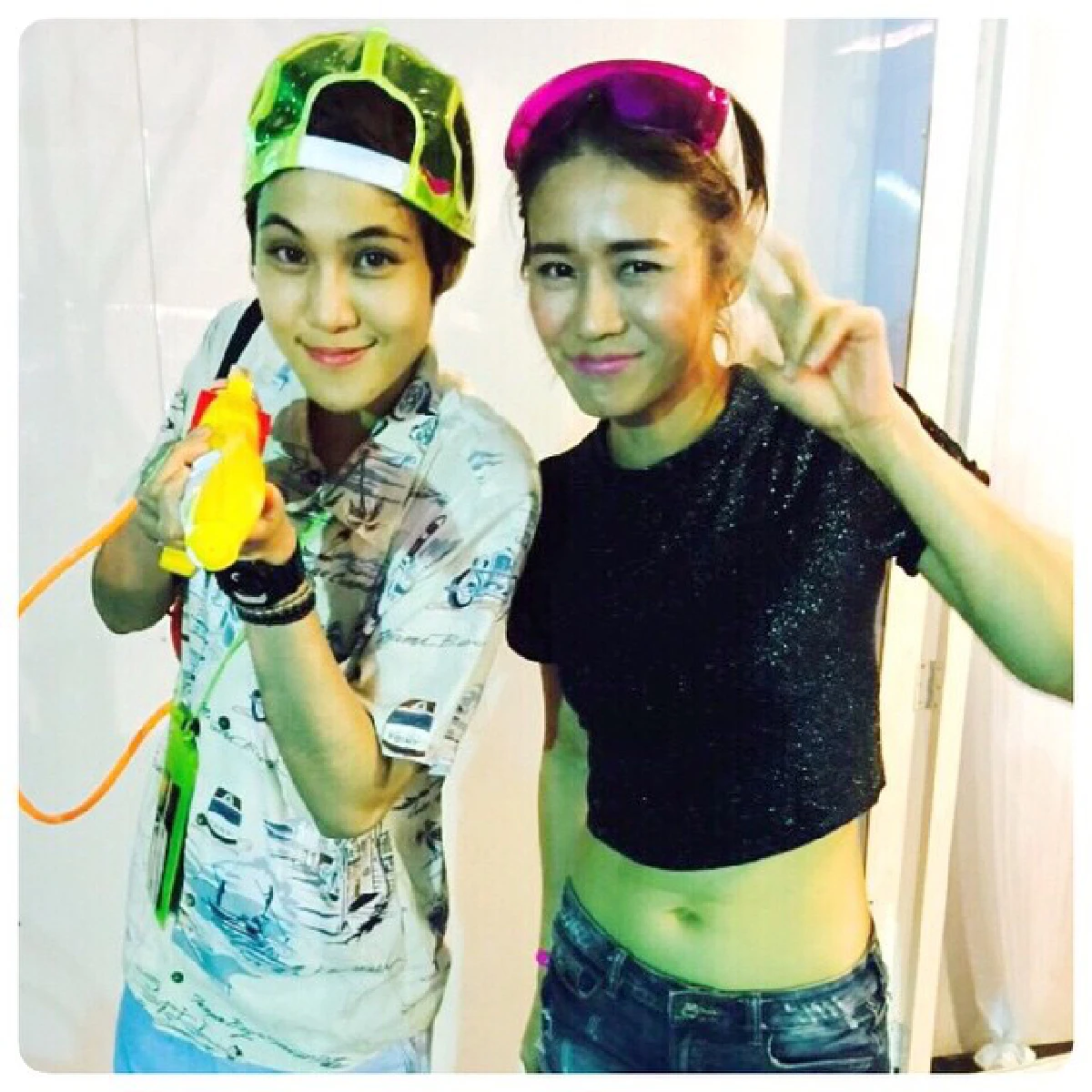 มันส์สาด!รวมภาพดาราเล่นน้ำ ชุ่มฉ่ำในวันสงกรานต์