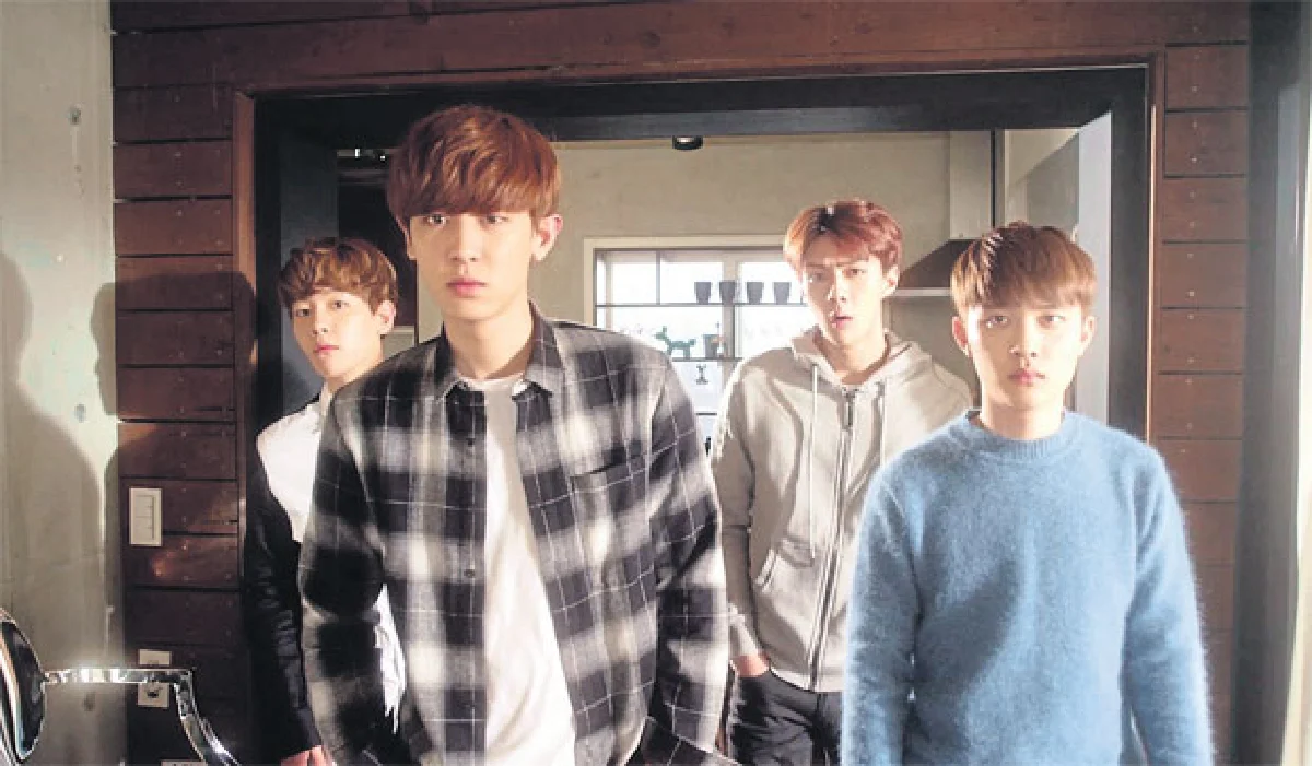 ส่องหนุ่มหน้าใสข้างบ้าน EXO Next Door