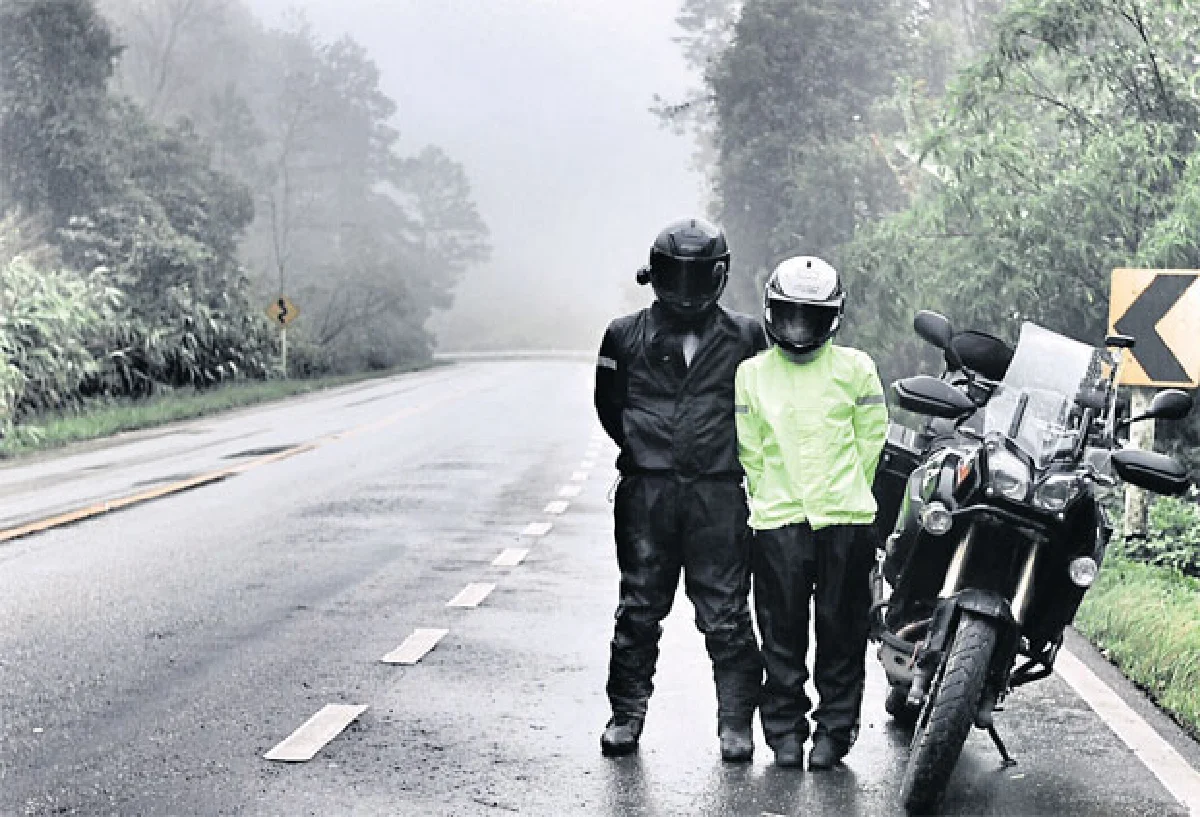 โลกของหัวหมวกกันน็อก