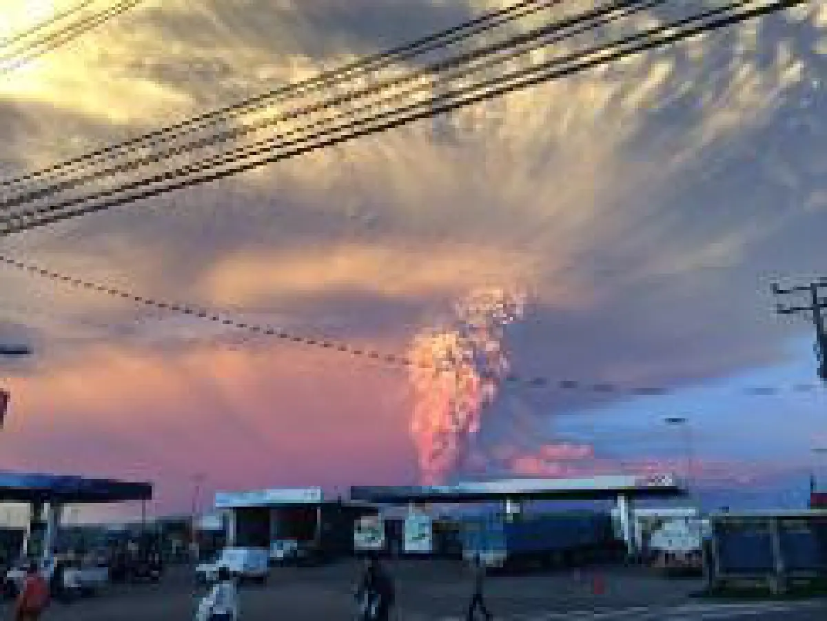 Chile volcano erupts for first time in decades (with video)