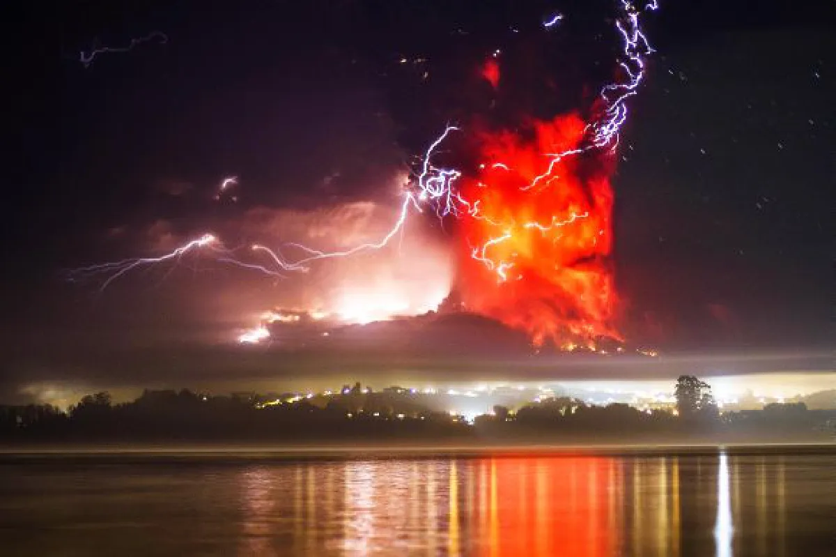 Chile volcano erupts for first time in decades (with video)