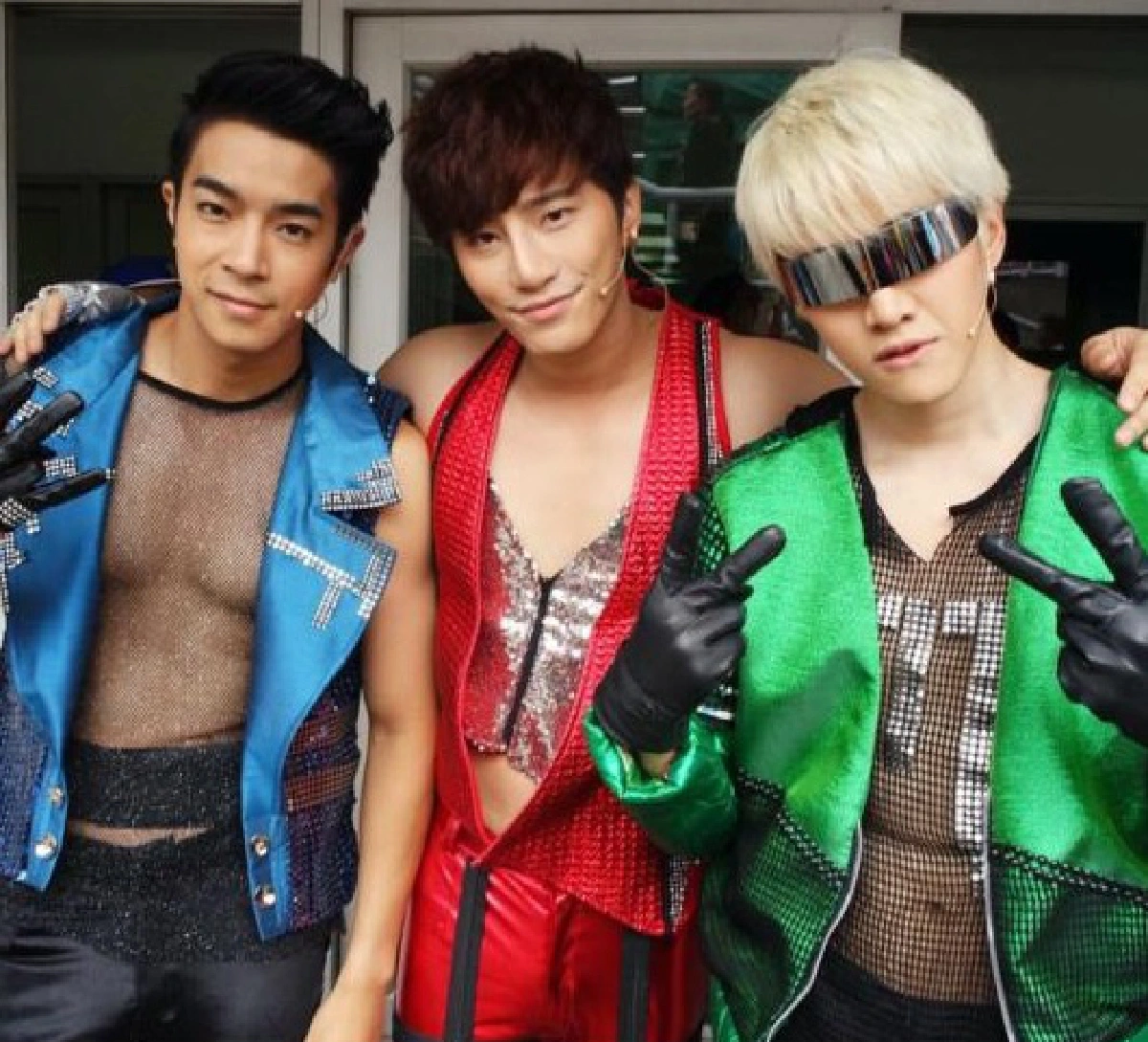 อลังการงานสร้าง..พาเหรดซุปตาร์ในงานครบรอบ45ปี ช่อง3