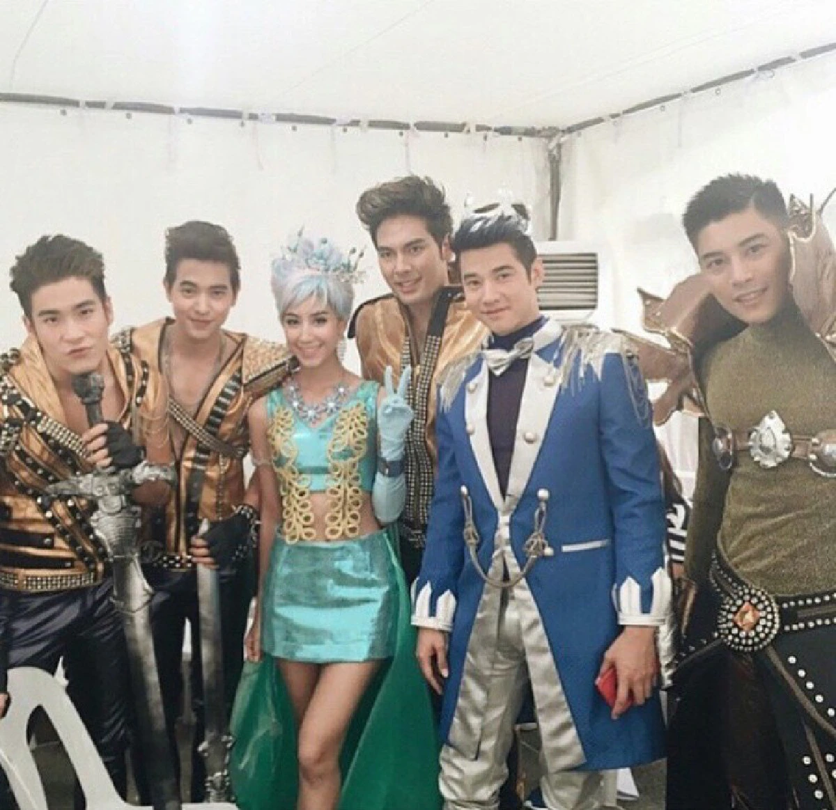 อลังการงานสร้าง..พาเหรดซุปตาร์ในงานครบรอบ45ปี ช่อง3