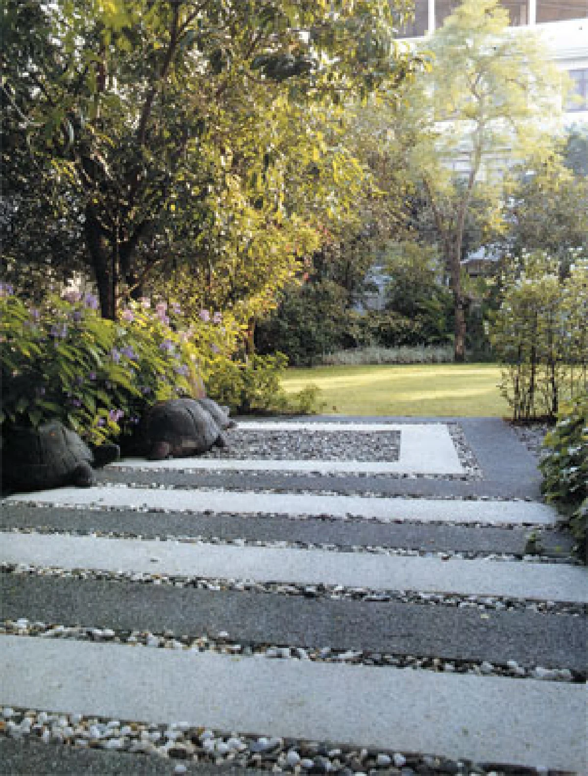 จัดสวนสไตล์ โมเดิร์น ทรอปิคอล