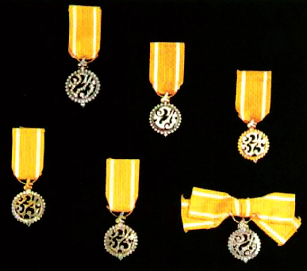 พลตรี หม่อมทวีวงศ์ถวัลยศักดิ์ (ม.ร.ว.เฉลิมลาภ ทวีวงศ์) (2)