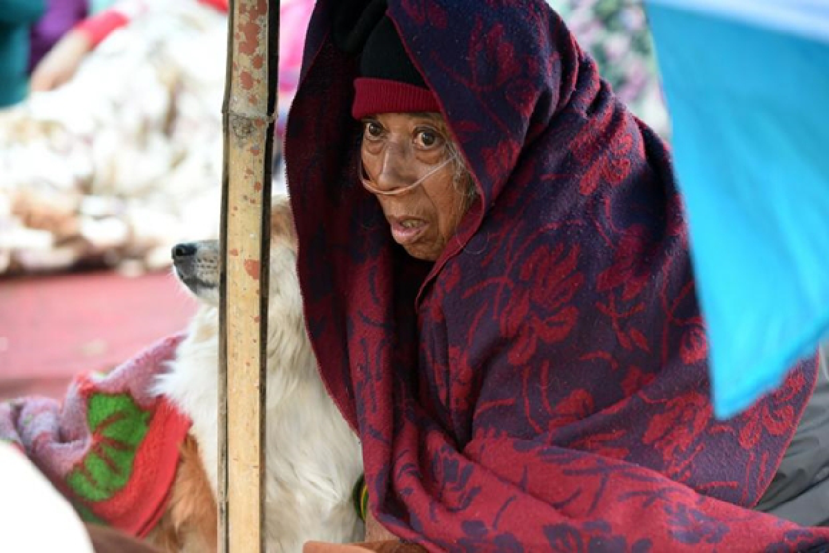 Nepal quake death toll climbs over 4300 and may go much higher (Tuesday)