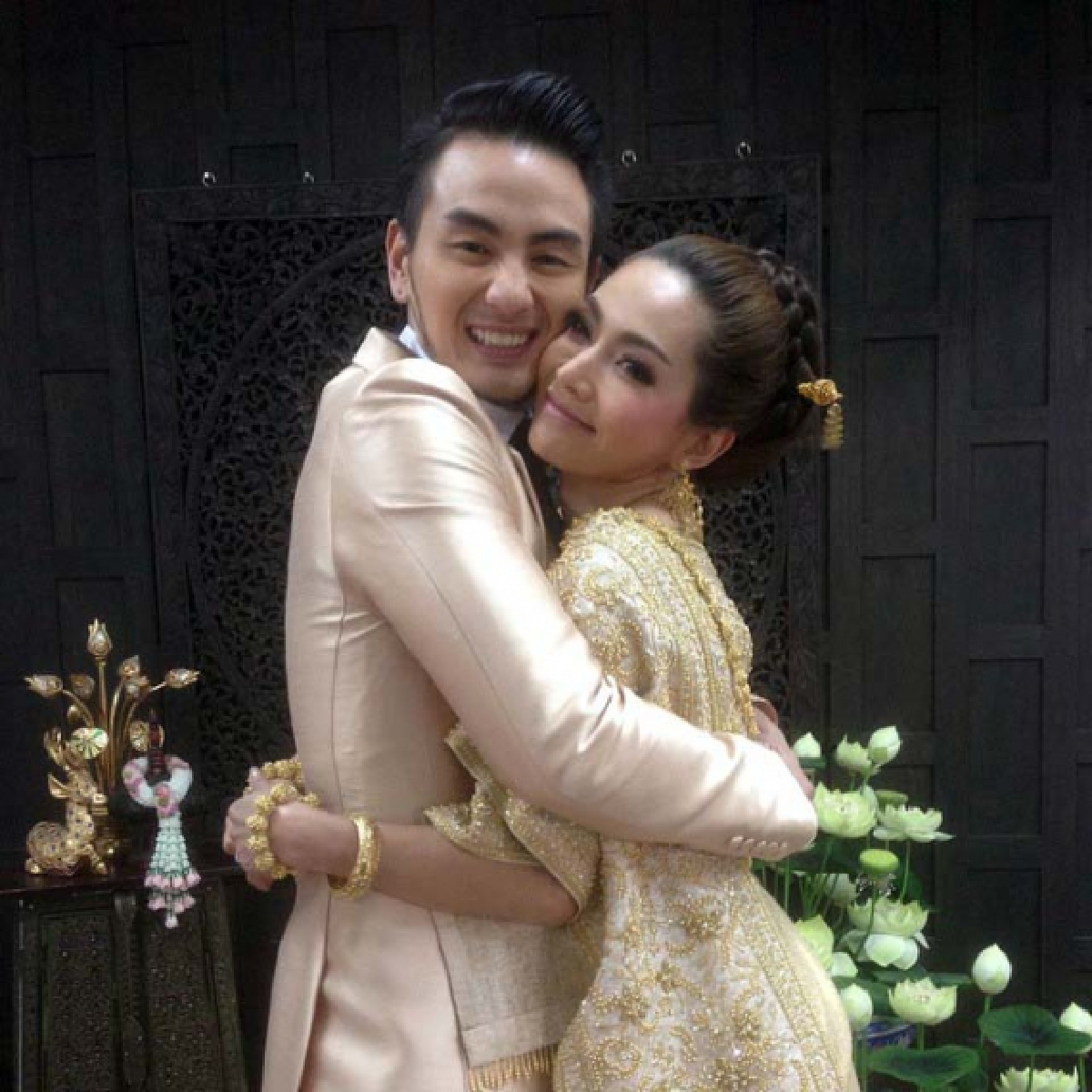 พรีเวดดิ้งหวาน!"บีม-ชาช่า"สวยหล่อในชุดไทย