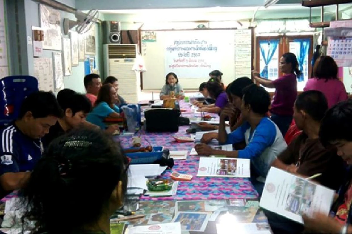 ข้อเรียกร้องที่ไม่ได้เขียนของ “สาวโรงงาน”