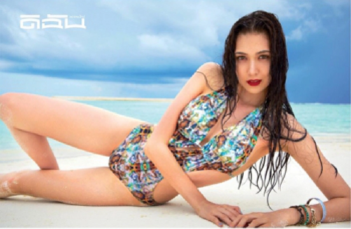 รวมดาราสาวนุ่งบิกินี่ เซ็กซี่ฮอตปรอทแตก!!!