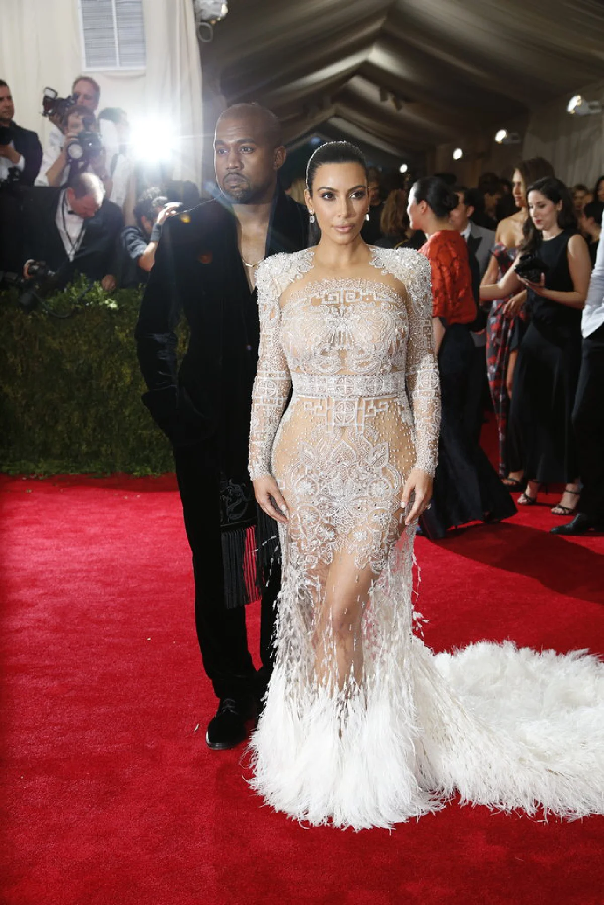 ส่อง!แฟชั่นสวยเจิดของเหล่าคนดังในงาน Met Gala 2015