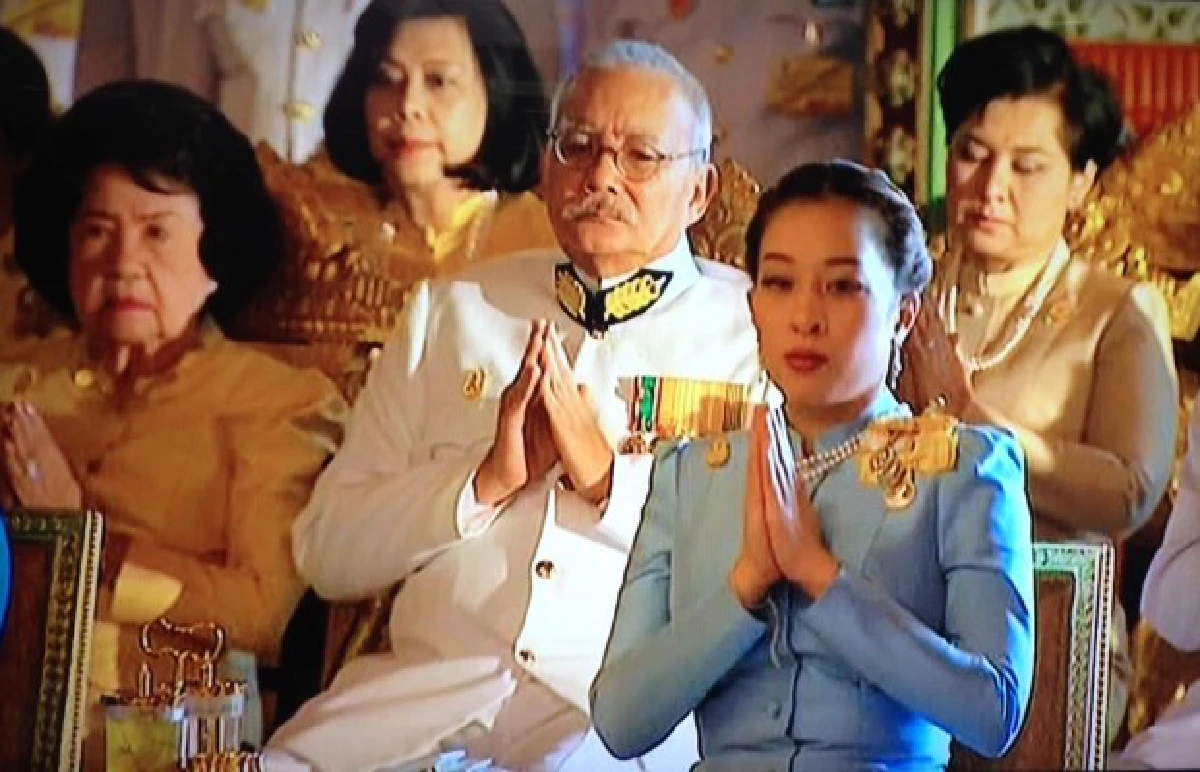 ในหลวงเสด็จฯพระราชพิธีฉัตรมงคล