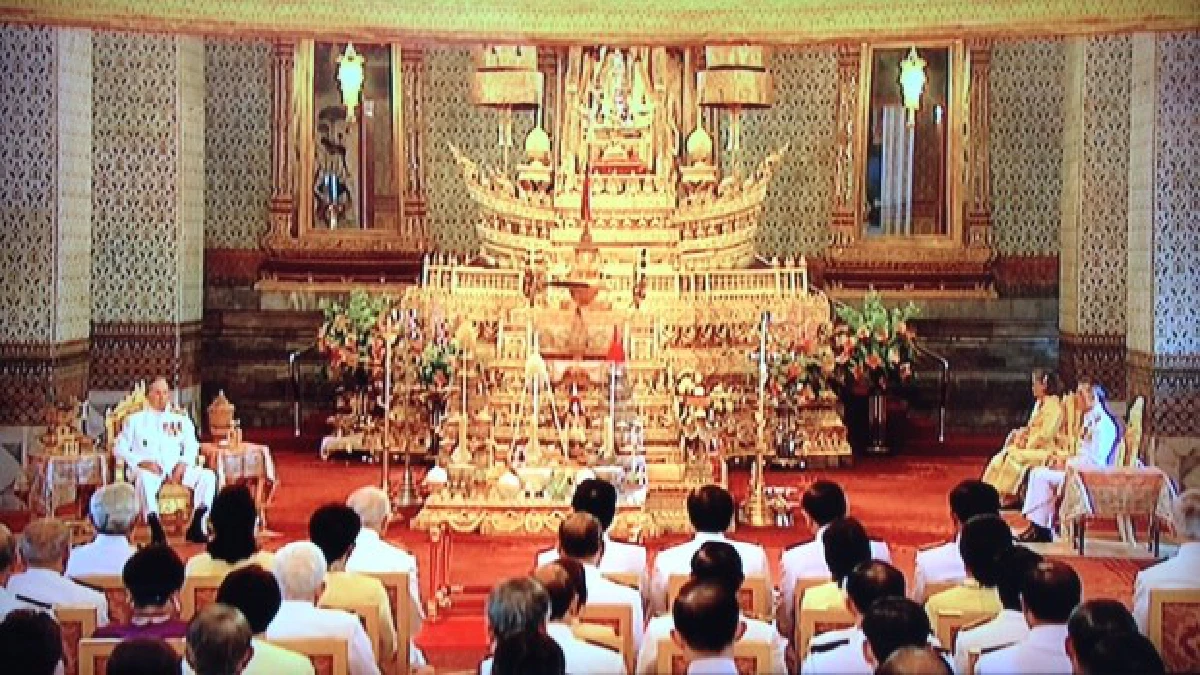 ในหลวงเสด็จฯพระราชพิธีฉัตรมงคล