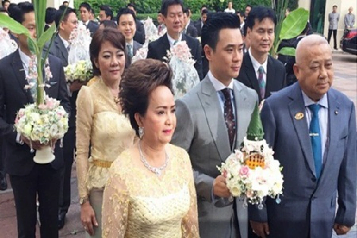 หวาน!"น็อต"หอบสินสอด108ล้านแต่ง"ชมพู่"