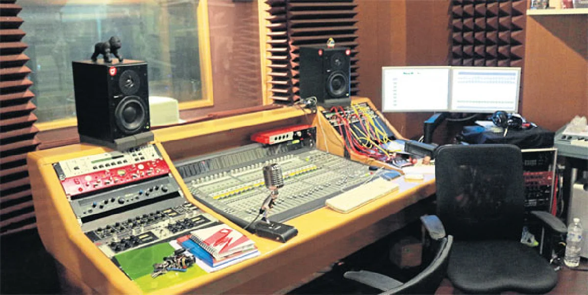 สตูดิโอเพลงรัก