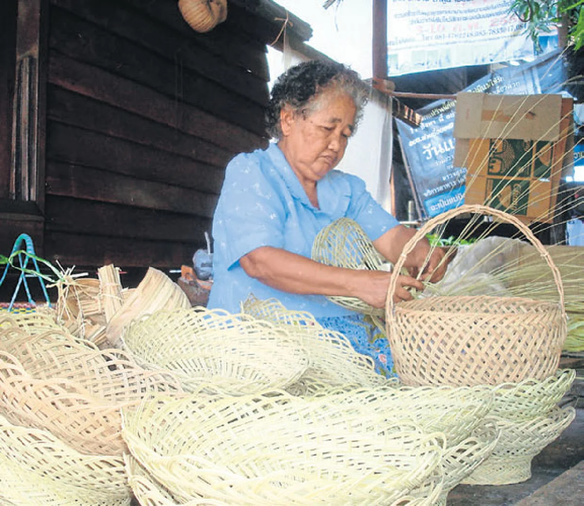 ต้นตำรับ ปากกัดตีนถีบ คนทำ 'จาก' ลุ่มน้ำตรัง