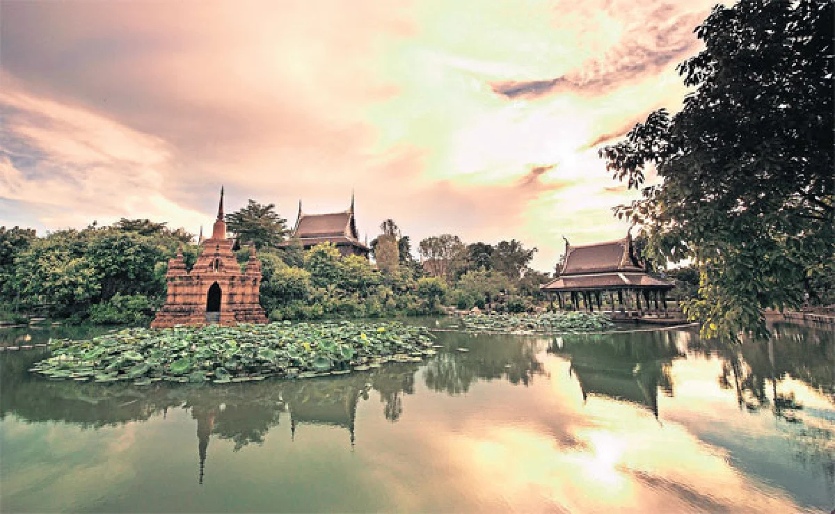 จัดสวนบ้านกึ่งสวนป่า สไตล์ กมล เอี้ยวศิวิกูล