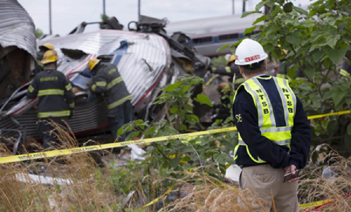 รถไฟในสหรัฐวิ่งเร็วกว่ากำหนด 2 เท่า ก่อนตกราง