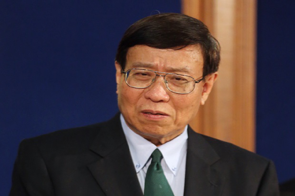 "พรเพชร"พร้อมรับคดีถอดถอน 249 สส. "พรเพชร"พร้อมรับคดีถอดถอน 249 สส.