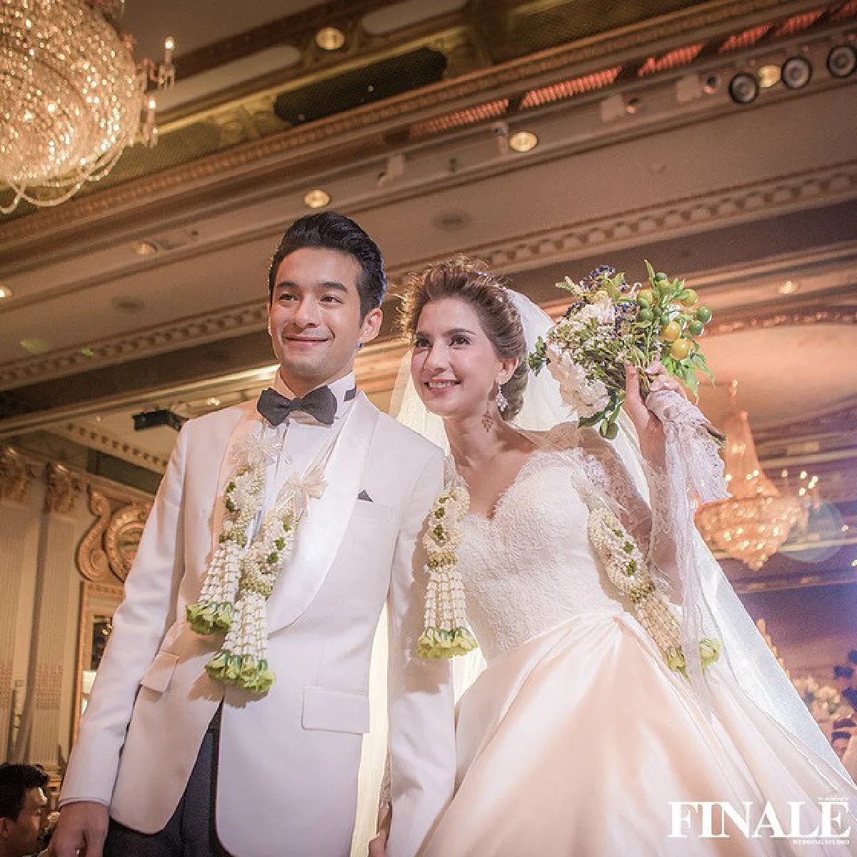 ส่อง!ชุดเจ้าสาวซุปตาร์ สวยเลอค่าวิวาห์อลังการ