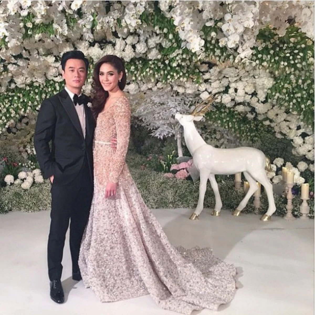 ส่อง!ชุดเจ้าสาวซุปตาร์ สวยเลอค่าวิวาห์อลังการ