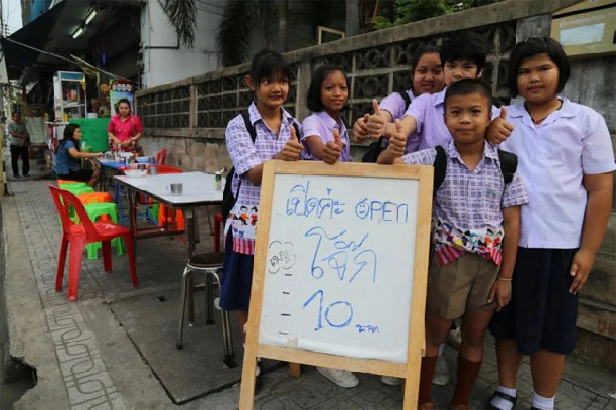 โจ๊กหมูเมืองชัยนาท 10 บาทอิ่มท้อง