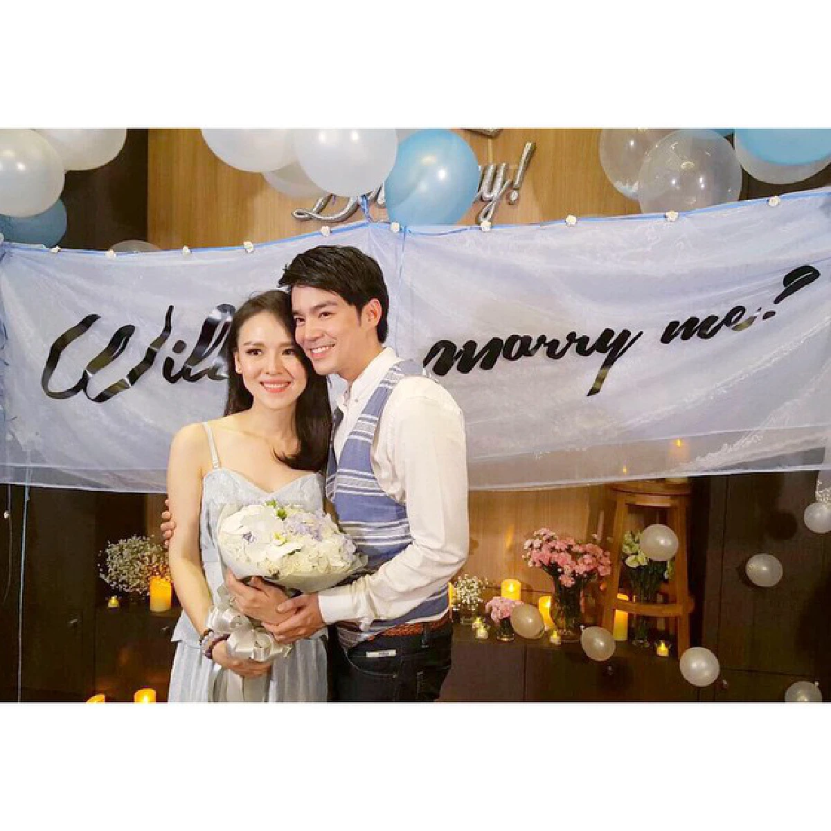 หวานซึ้ง!"บีม"คุกเข่าขอแฟนสาว"ออย"แต่งงาน(ชมคลิป)