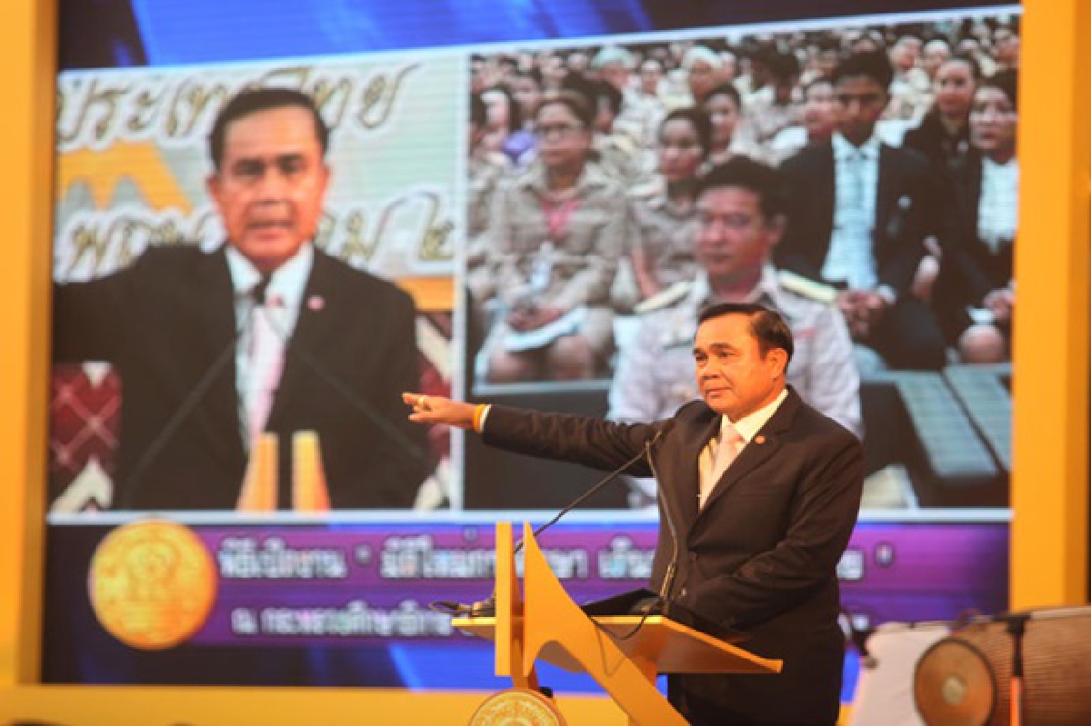 "นายกฯ"ชี้1ปีคสช.แค่หนังตัวอย่างขอทุกฝ่ายร่วมแก้ปัญหาประเทศ "นายกฯ"ชี้1ปีคสช.แค่หนังตัวอย่างขอทุกฝ่ายร่วมแก้ปัญหาประเทศ