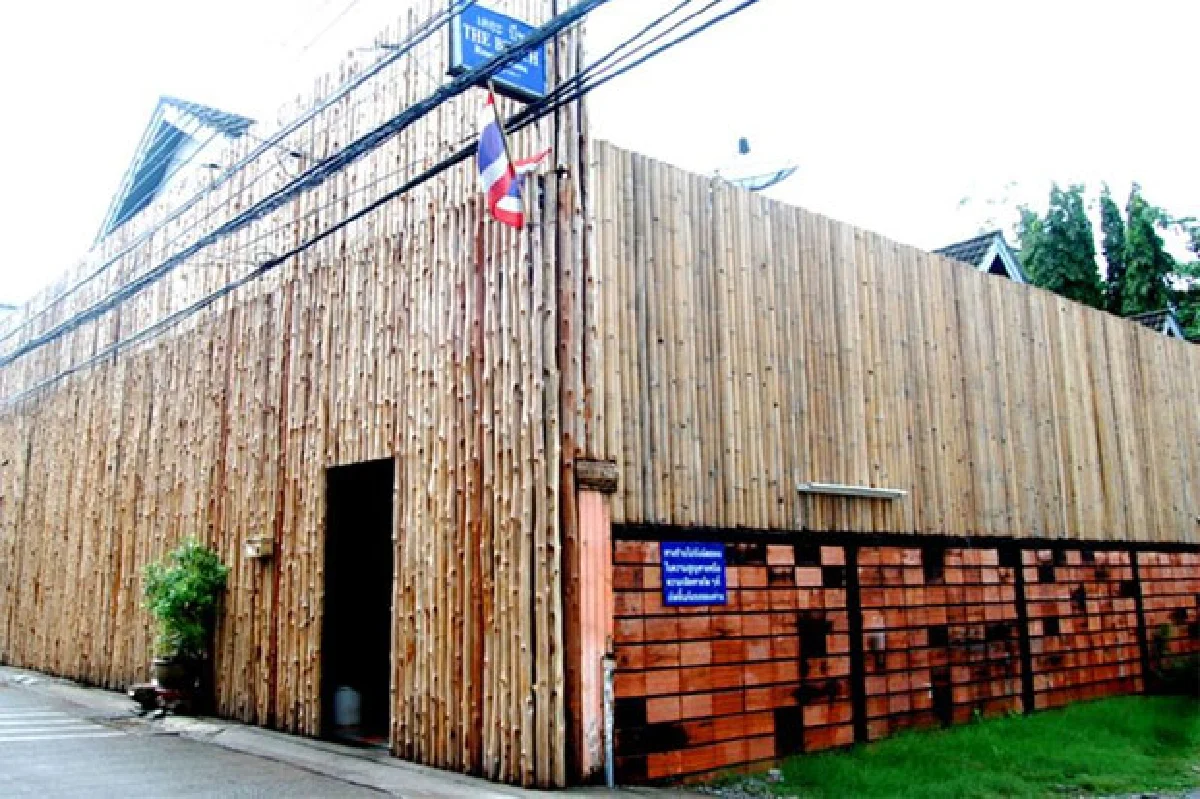 ผ่าอาณาจักรสีรุ้ง แดนนี่ เดอะบีช