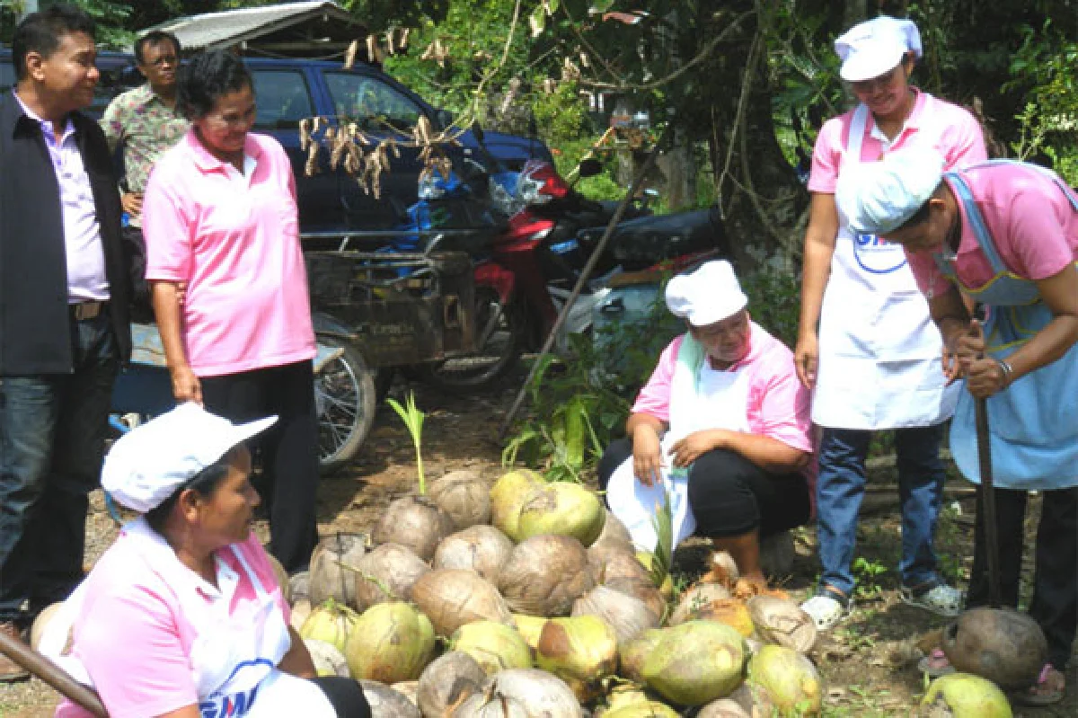 'ยาหนม'สุดยอดขนม สินค้าขึ้นชื่อบ้านควนหนองกก
