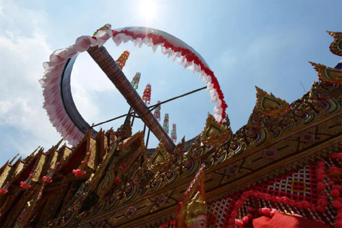 ตะไลสิบล้าน! ขีปนาวุธขอฝน