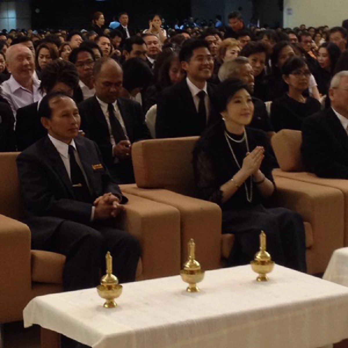 "ปู"ร่วมเจ้าภาพสวดพระอภิธรรมหลวงพ่อคูณ