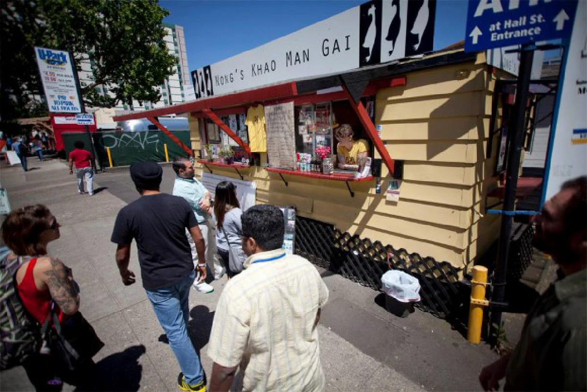 จากเด็กไทยกับเงิน70ดอลลาร์ สู่เจ้าของสุดยอดร้าน'ข้าวมันไก่'ในอเมริกา (มีคลิป)