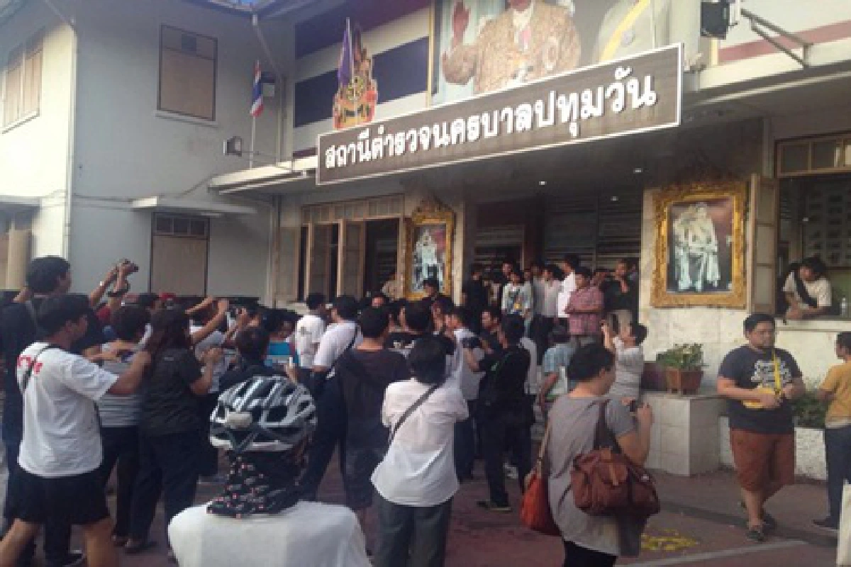 ครบ1ปีคสช.ประท้วงพรึ่บ!รวบ39นศ.