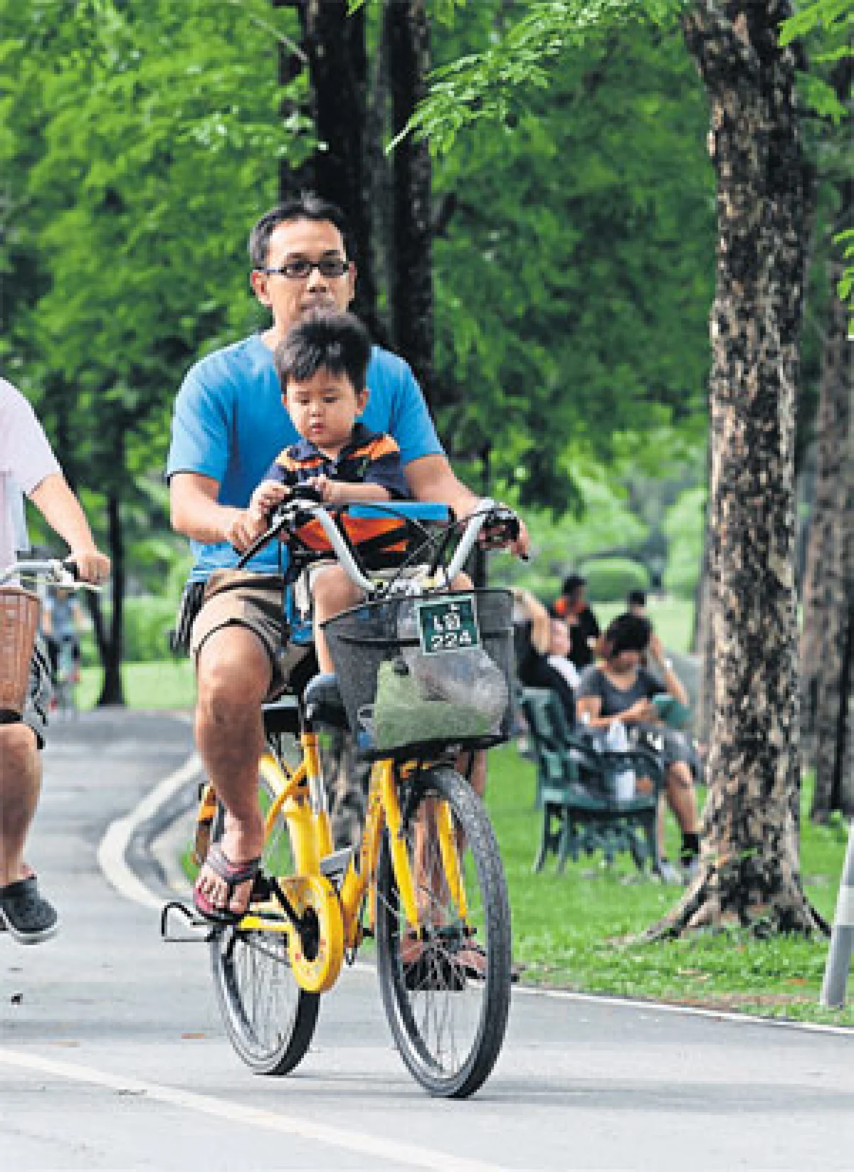 พักผ่อน-ปั่นจักรยาน ที่สวนวชิรเบญจทัศ (สวนรถไฟ)